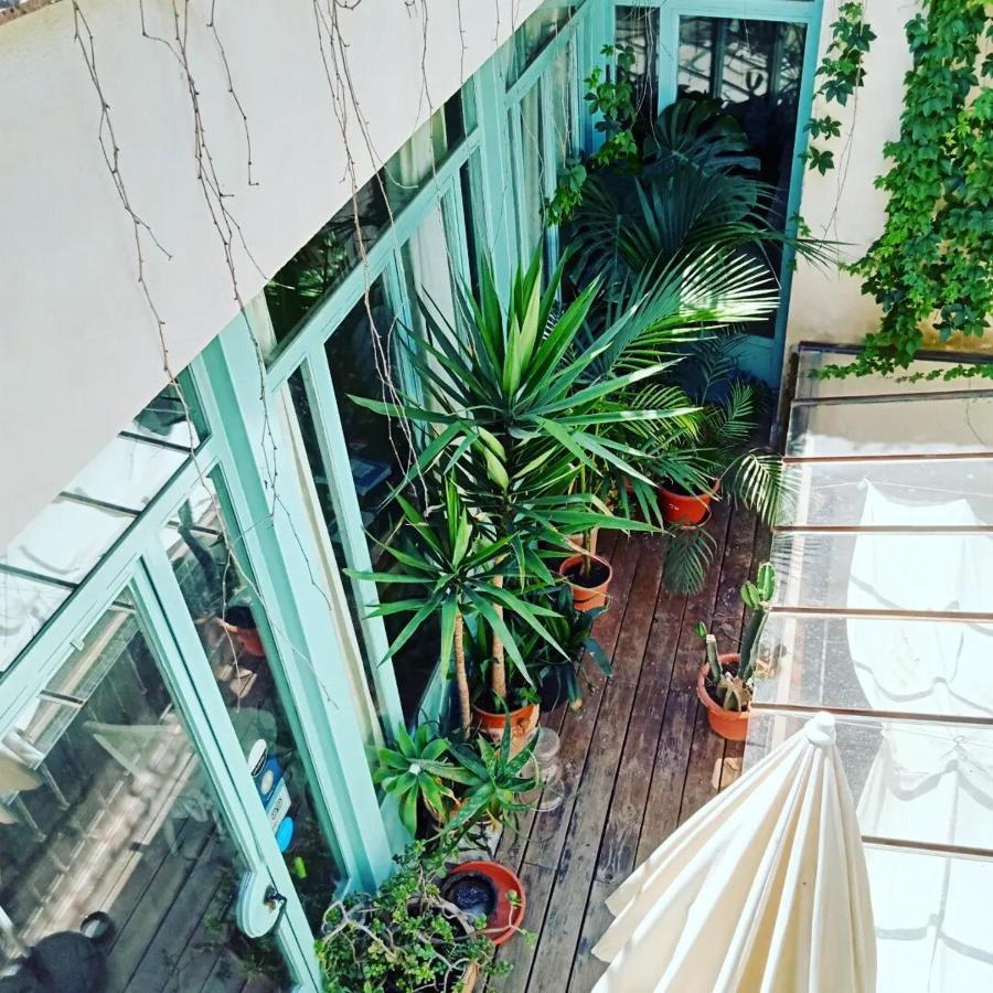 Hostal Casa Del Buen Viaje Seville Exterior photo
